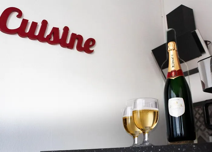 Faria Guimaraes * Порту